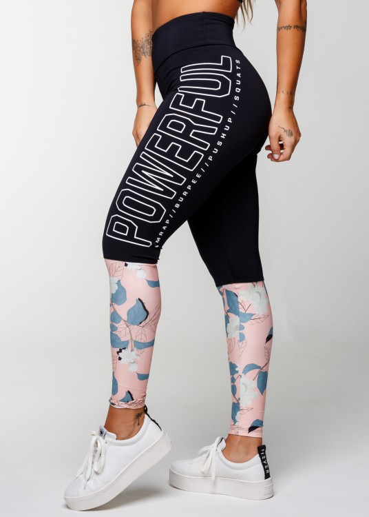 Calça Legging Sublimada com Recortes Powerful Preto e Rosé