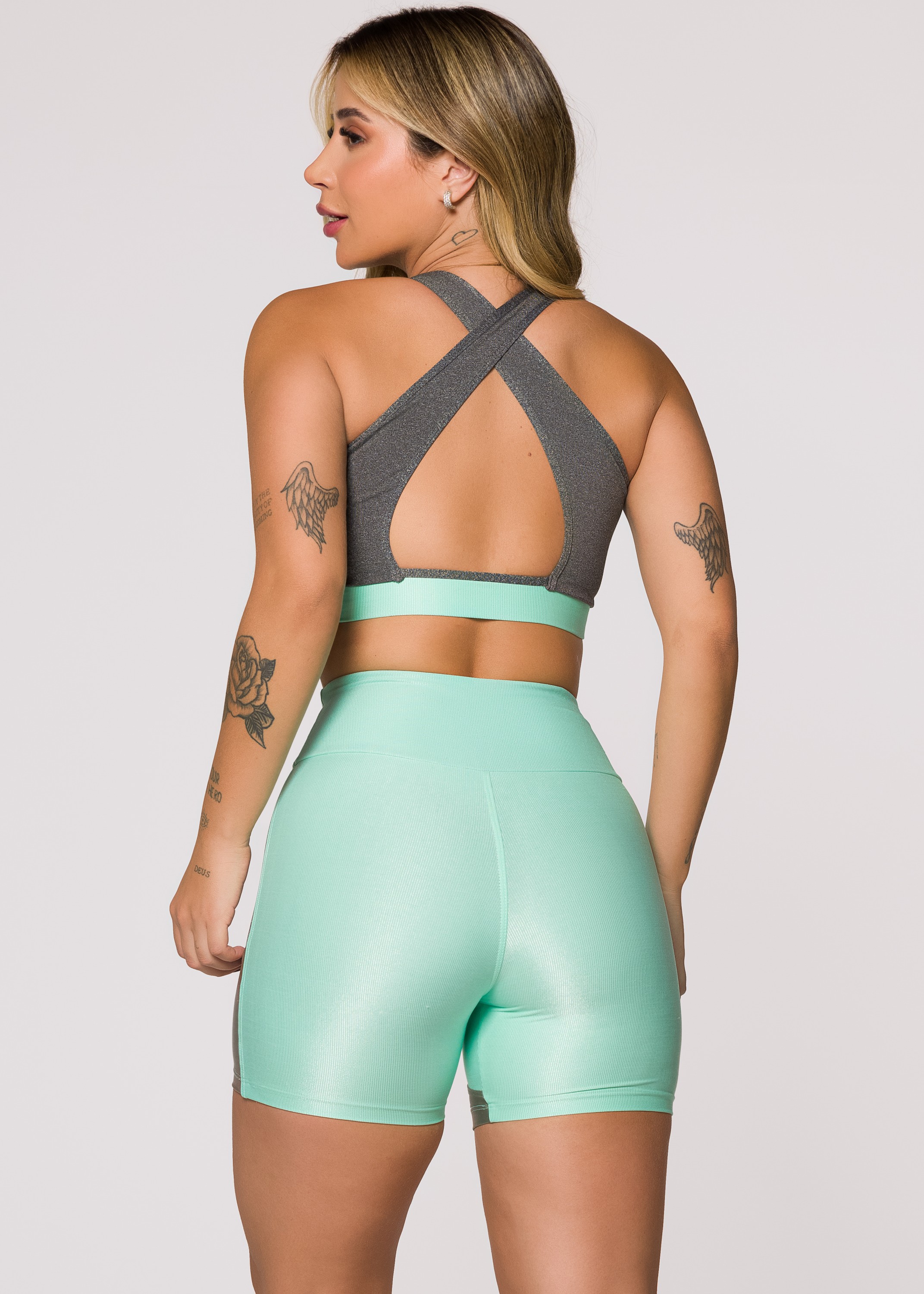Short verde 2025 agua