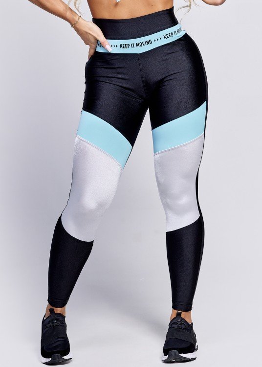 Calça Legging Keep It Moving Preta com Recortes