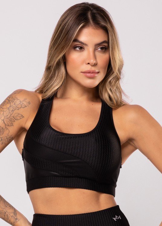Top Fitness All Black Texturizado Com Recortes Em Cirrê