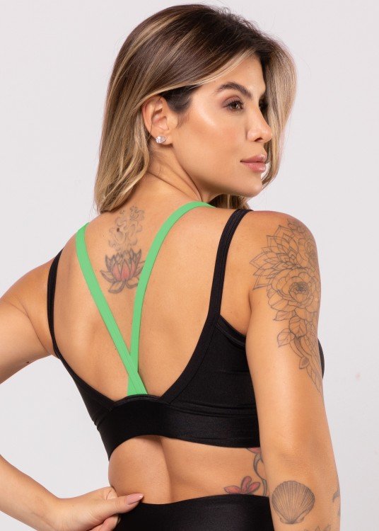 Top Fitness All Black Com Alças Verde Neon