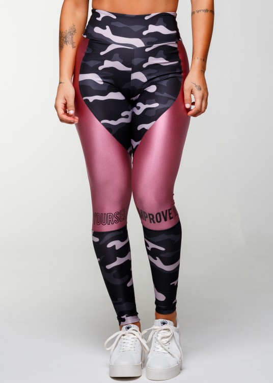 Calça Legging Sublimada Squad com Recorte em Metalic